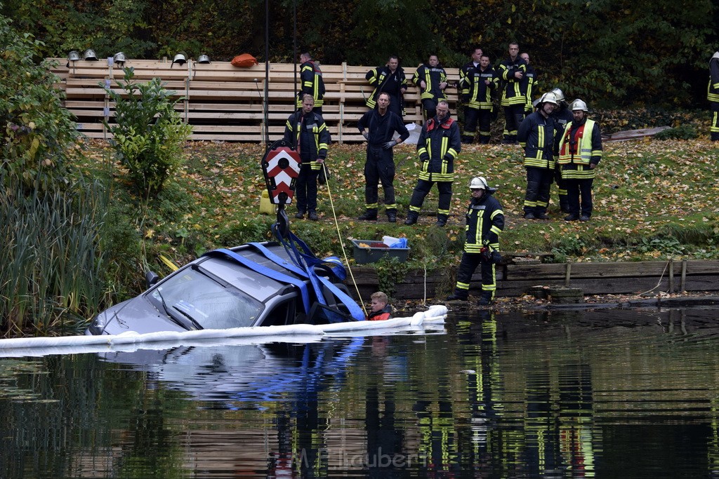 Einsatz BF Koeln PKW im See Koeln Esch P074.JPG - Miklos Laubert